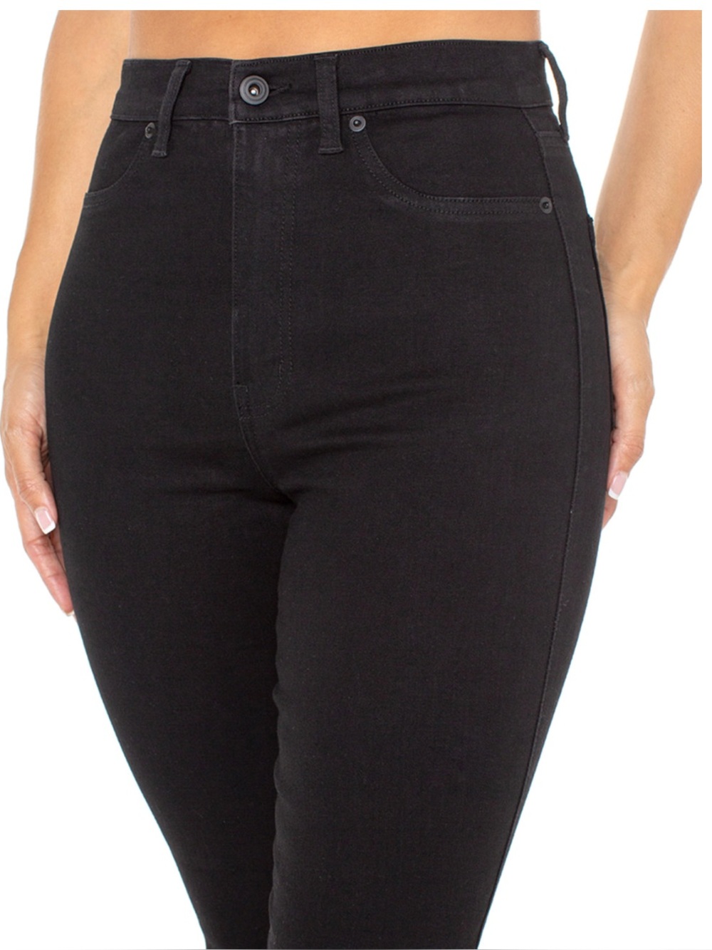 Celebrity Pink Curvy Hi-Rise Skinny Jeans Black Junior 11/30 28” Inseam NWT